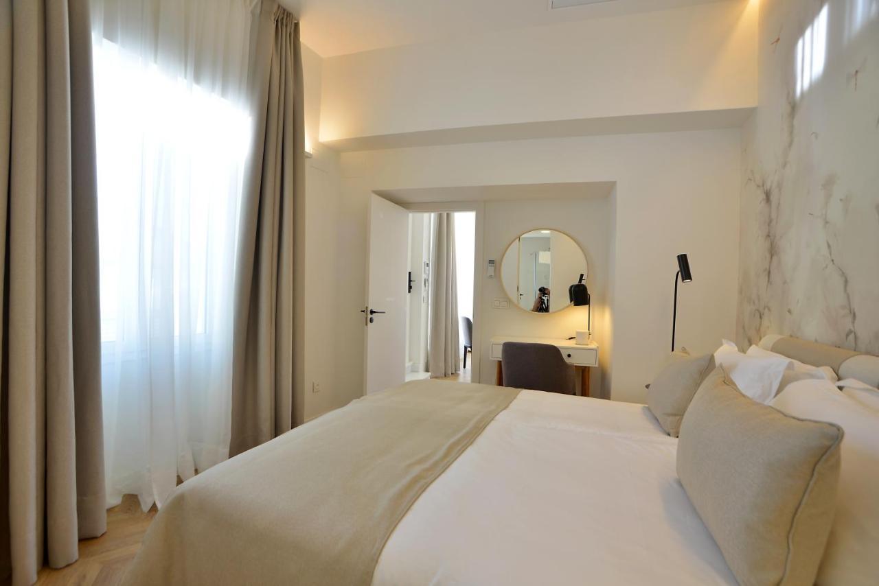Plaza Mina Suites - Adults Recommended By Luxury Suites Cadiz Dış mekan fotoğraf