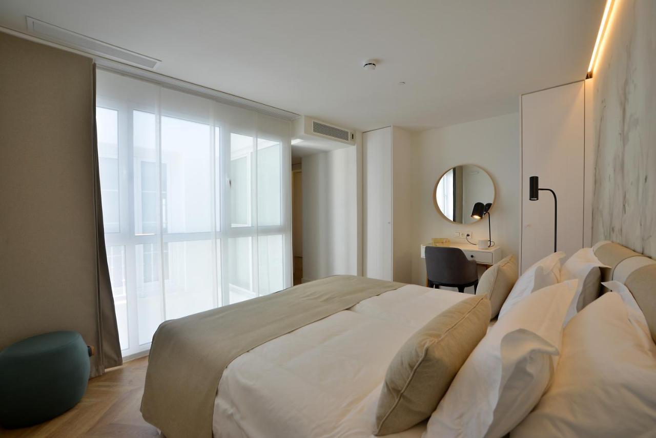 Plaza Mina Suites - Adults Recommended By Luxury Suites Cadiz Dış mekan fotoğraf